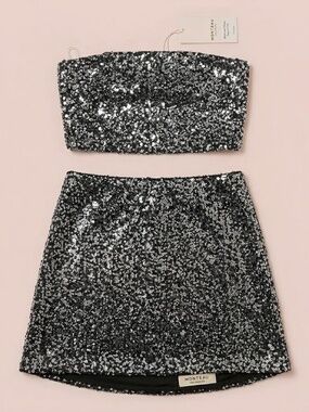NWT Monteau Black / Silver Sequin Tube Top and Mini Skirt Set